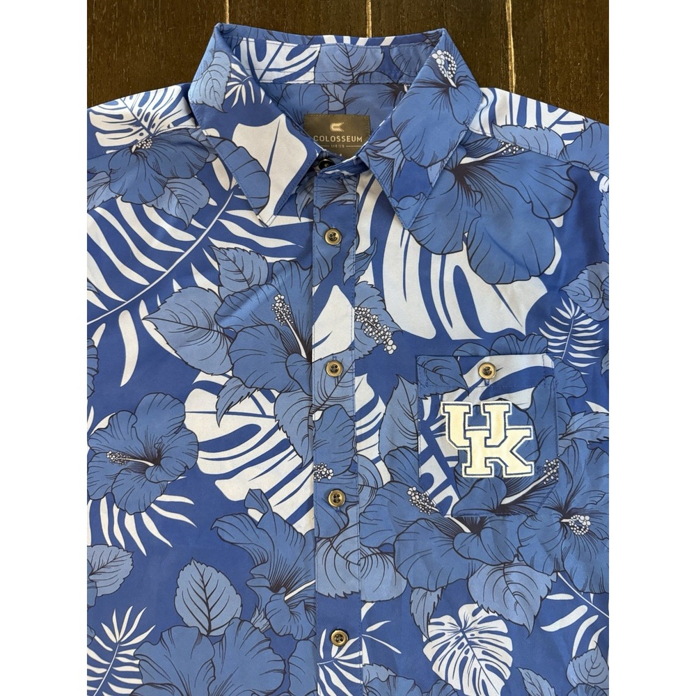 Kentucky Wildcats Shirt Mens Medium NCAA Basketball Hawaiian Button Colosseum